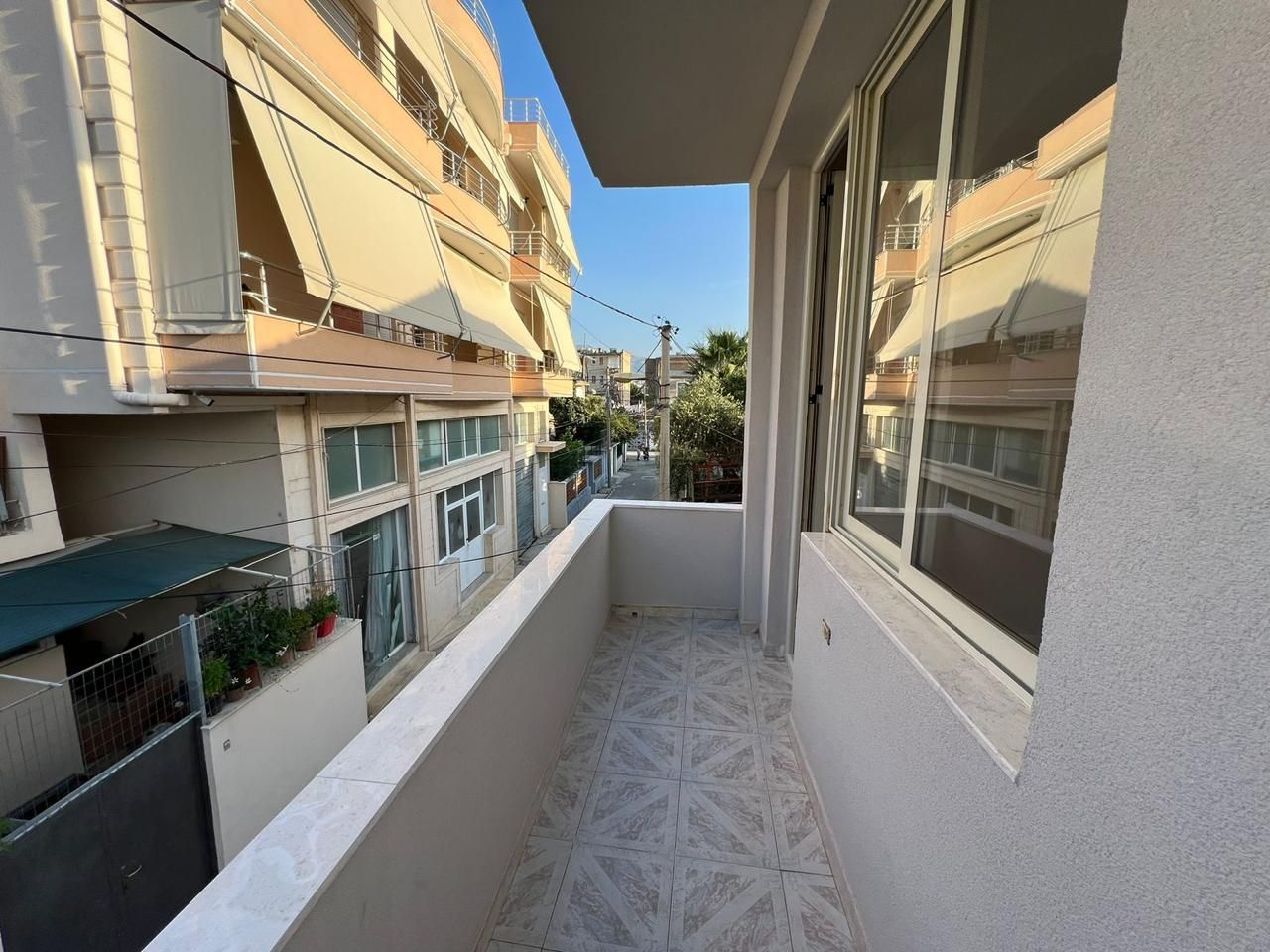 Apartament 2+2 Per Shitje Ne Vlore Shqiperi